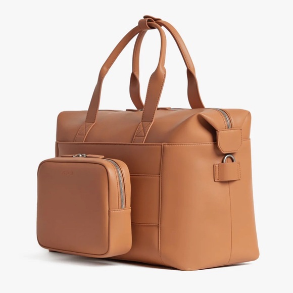 Like New MONOS Metro Duffel Vegan Leather Saddle Tan Used 1x - Picture 3 of 16